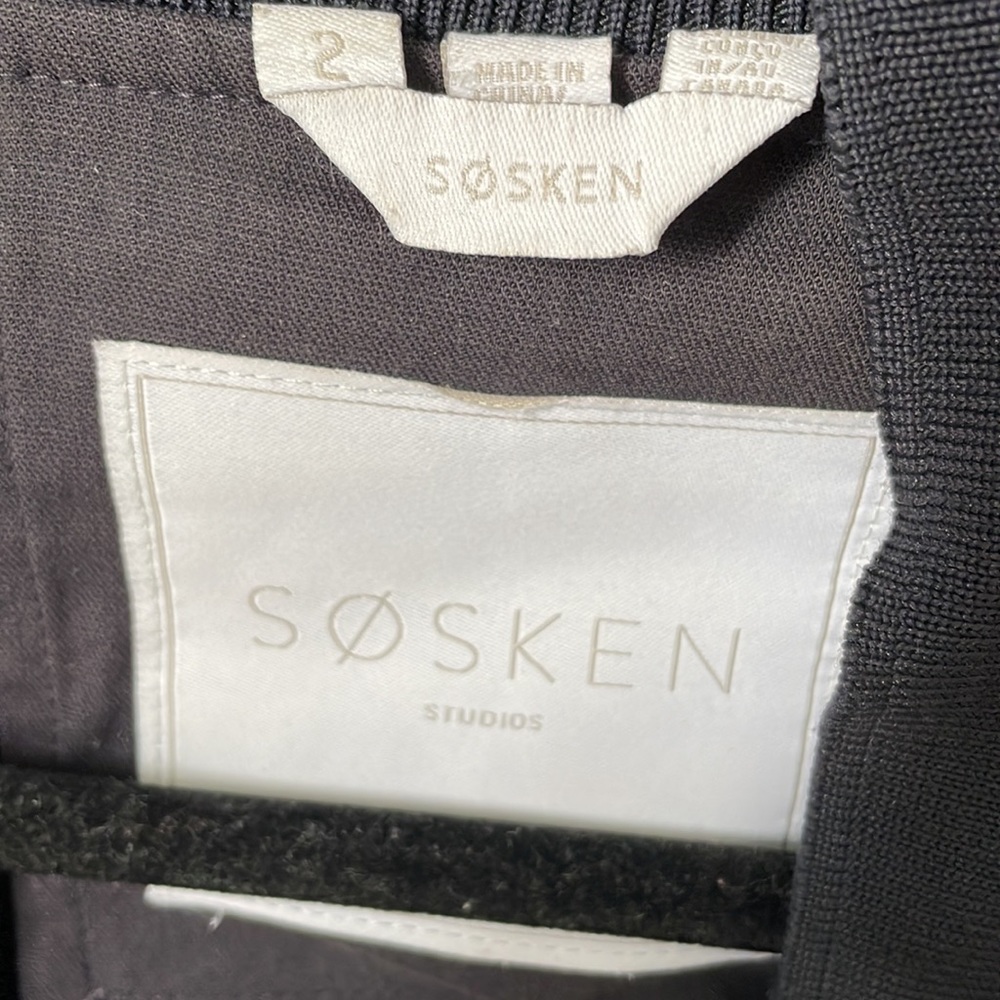 Sporty bomber jacket - Picture 2 of 3
